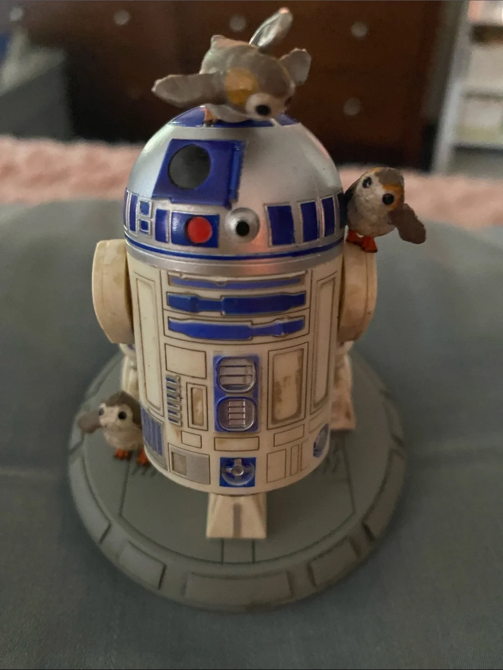 Hallmark Star Wars R2-D2 with Porgs Ornament - White & Blue